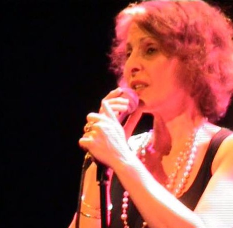 Léa Mimoun à l’Espace Icare, Issy-les-Moulineaux (Février 2008)