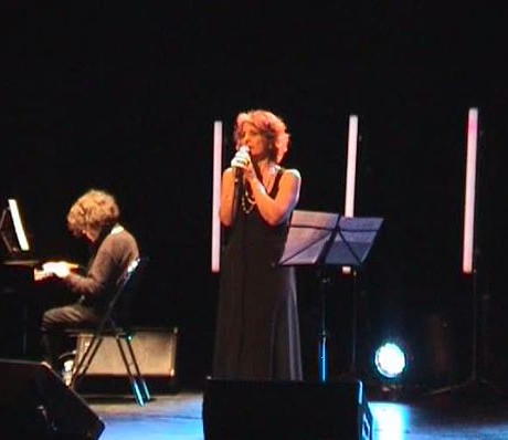Léa Mimoun à l’Espace Icare, Issy-les-Moulineaux (Février 2008)